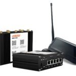 SELFSAT MWR 5550 5G WLAN Router + Shark 5G Antenne, Schwarz
