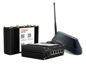 SELFSAT MWR 5550 5G WLAN Router + Shark 5G Antenne, Schwarz
